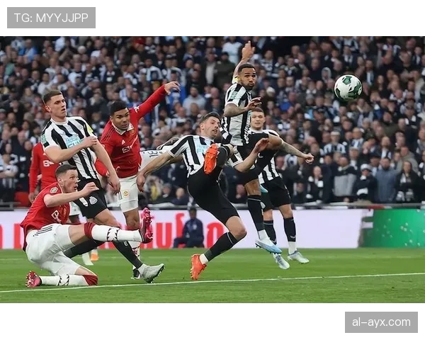 滕哈赫战术体系与实战影响力解析 滕哈赫战术体系与实战影响力解析